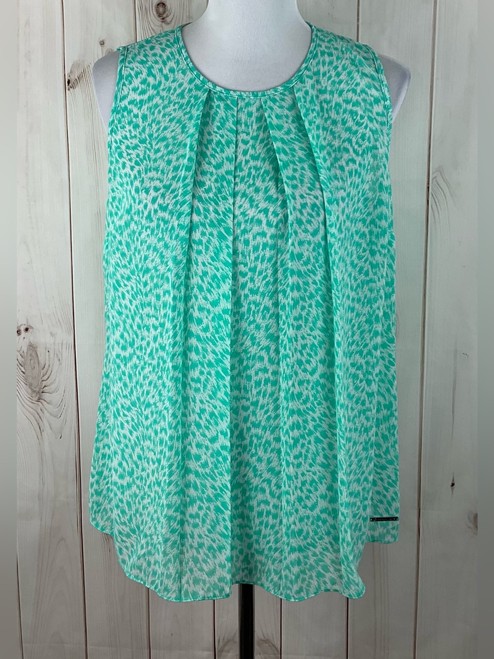 Michael Kors Women’s Mint Green White Sleeveless Pleated Chiffon Top Size M